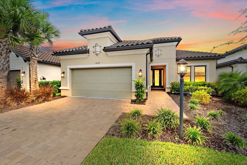 Photo of 10128 Morning Mist Lane, Sarasota, FL 34241 (MLS # A4708644)