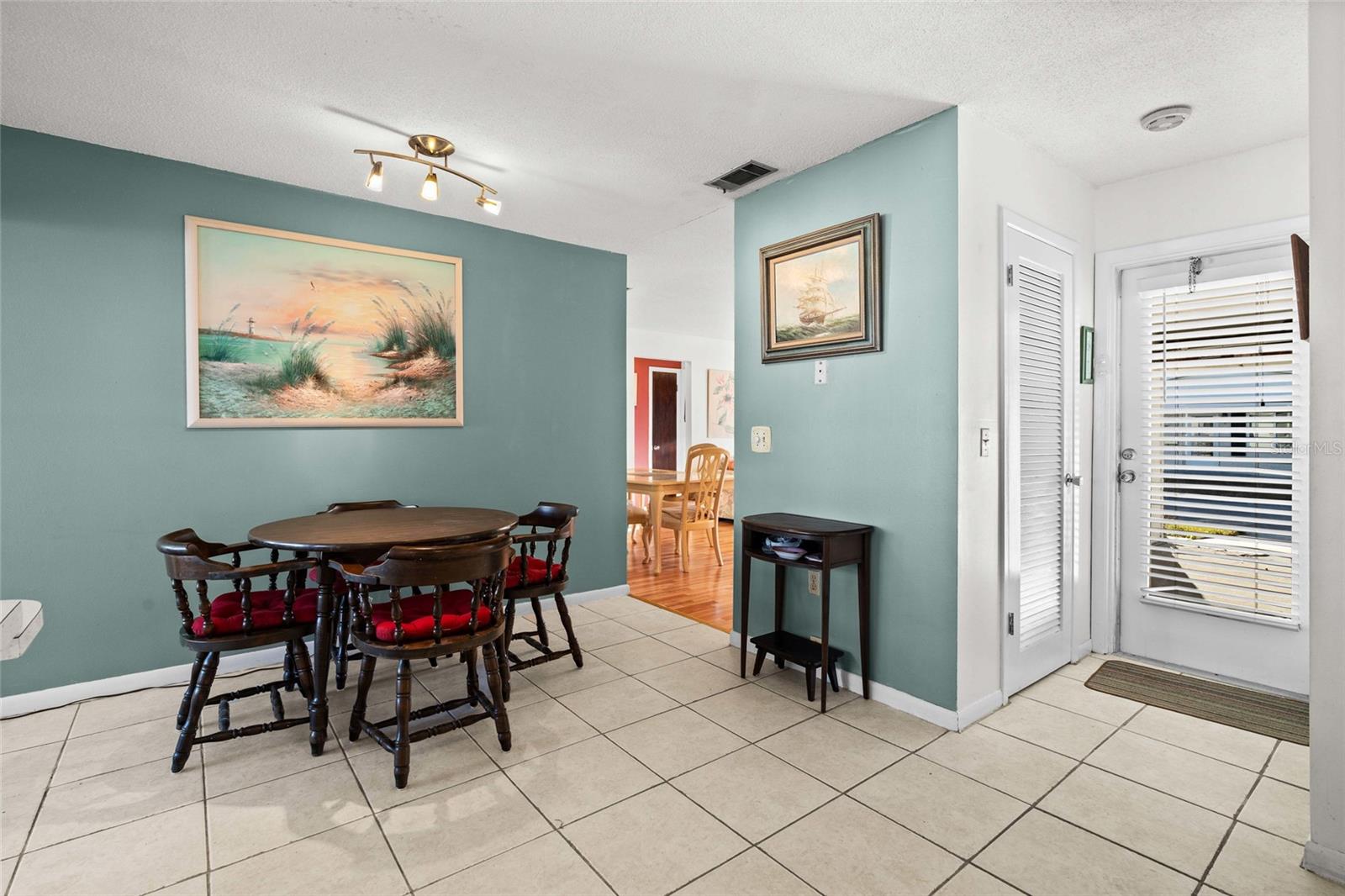 SPRINGWOOD VILLAS - Residential