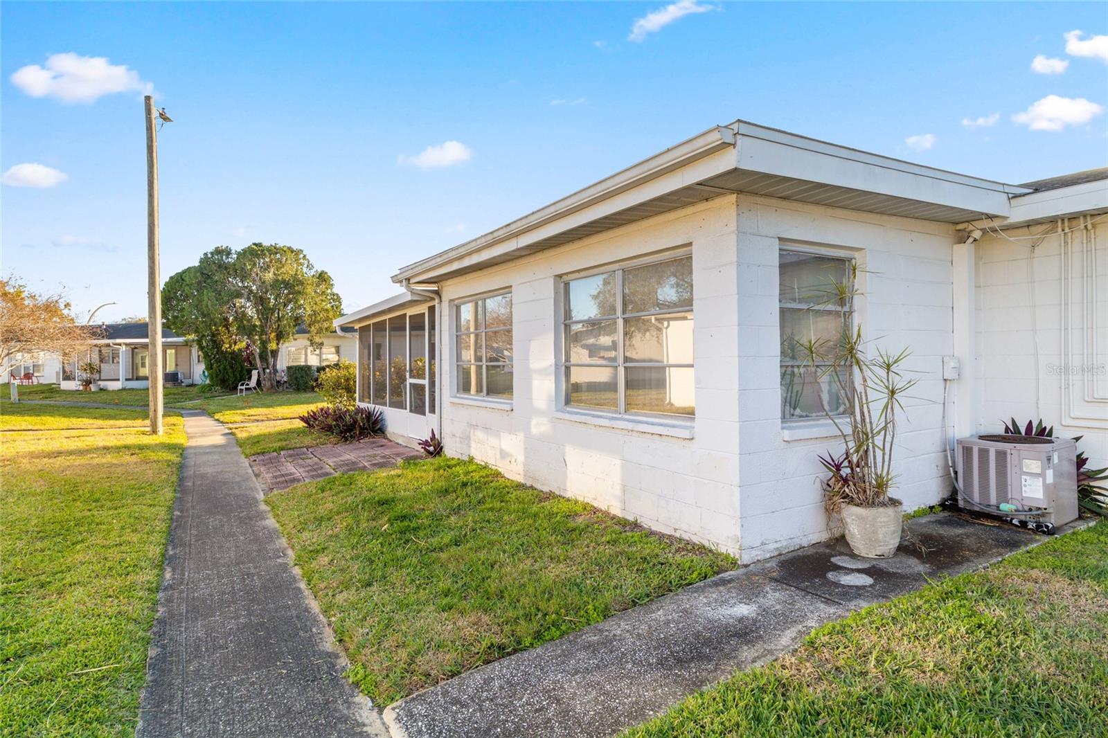 SPRINGWOOD VILLAS - Residential