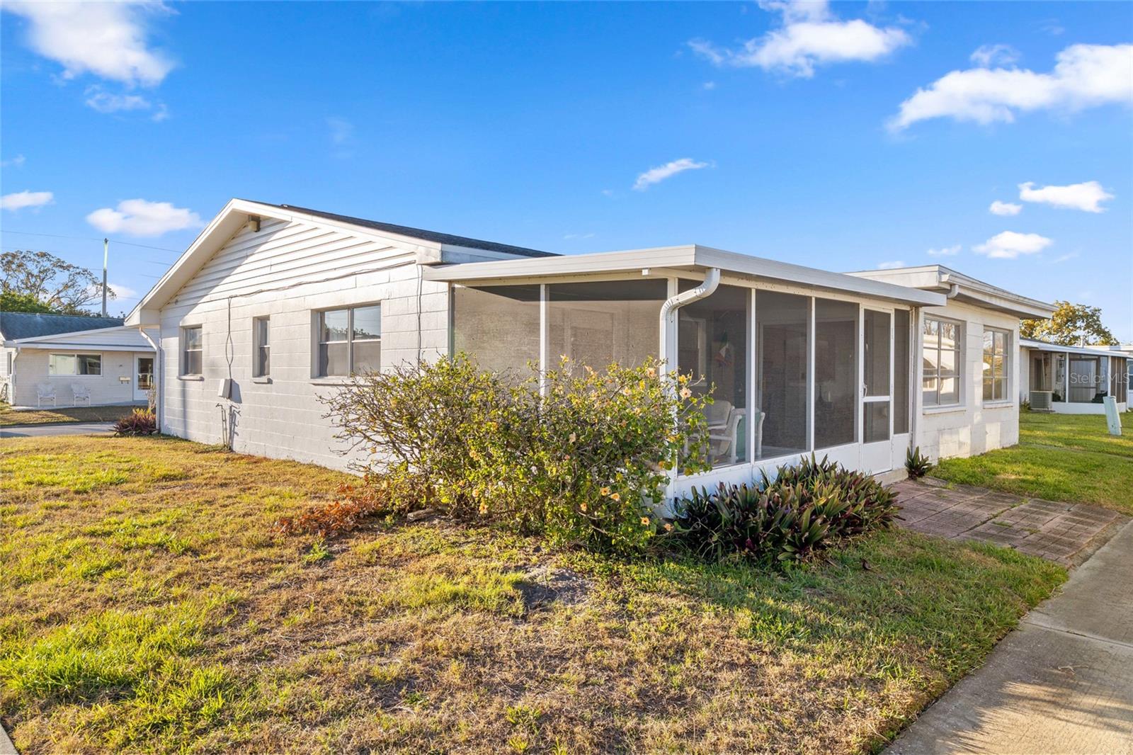 SPRINGWOOD VILLAS - Residential