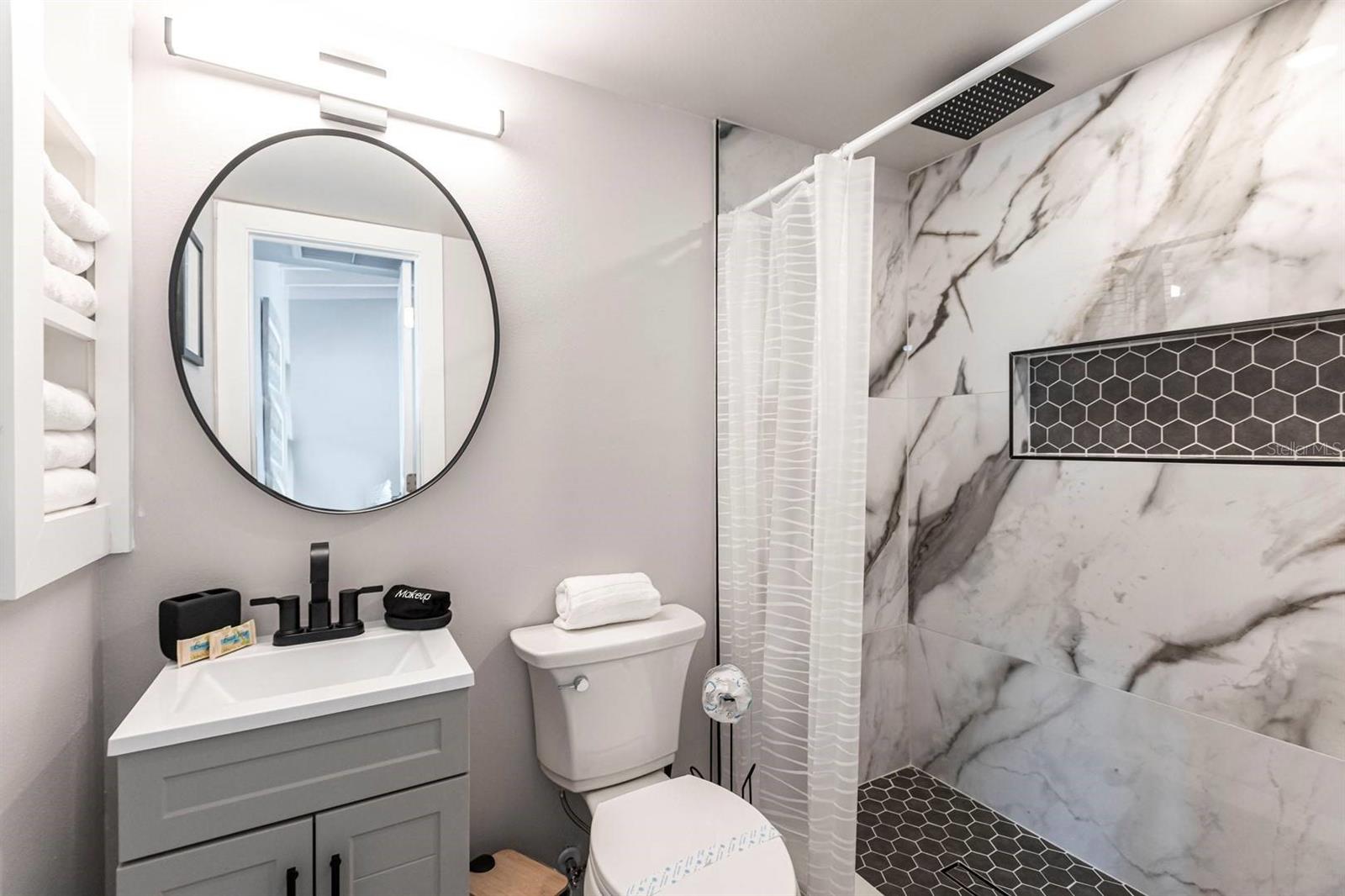 CASA MAR - Residential Lease