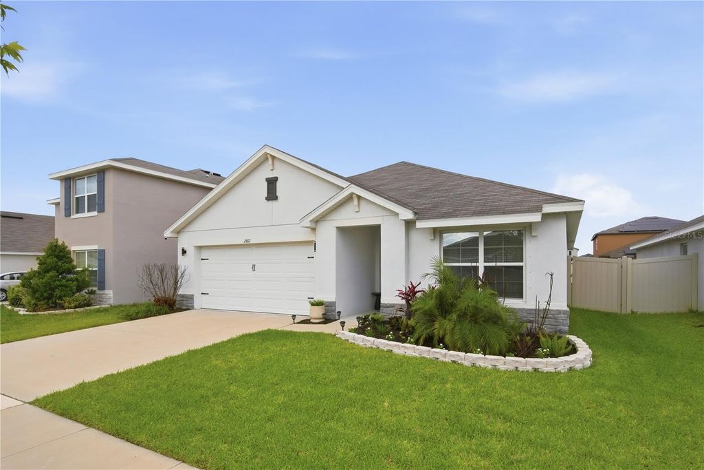 Photo of 2807 Gumbo Limbo Drive, Wimauma, FL 33598 (MLS # TB8497235)