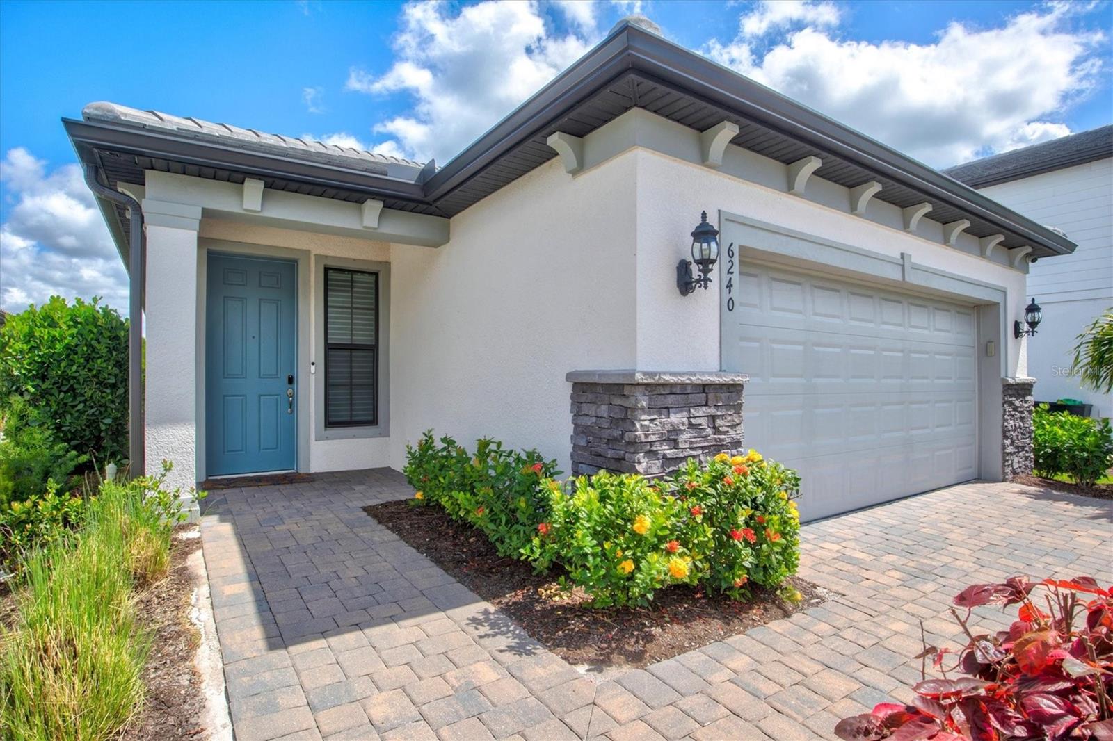 6240 WINDING PINE DRIVE