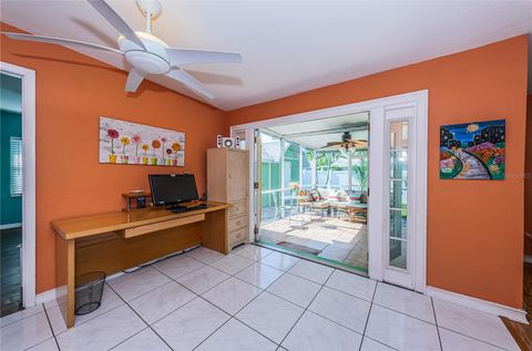 Single Family Residence in SEMINOLE FL 13747 BERMUDA DRIVE 9.jpg