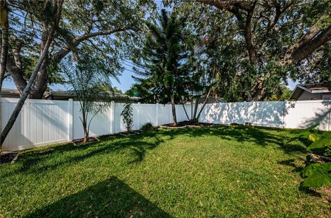 Single Family Residence in SEMINOLE FL 13747 BERMUDA DRIVE 17.jpg