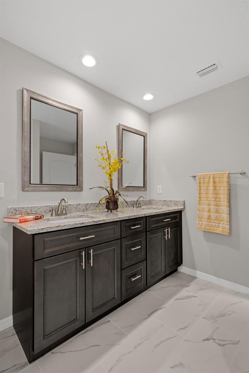 ROYAL HIGHLANDS UNIT 7 - Residential