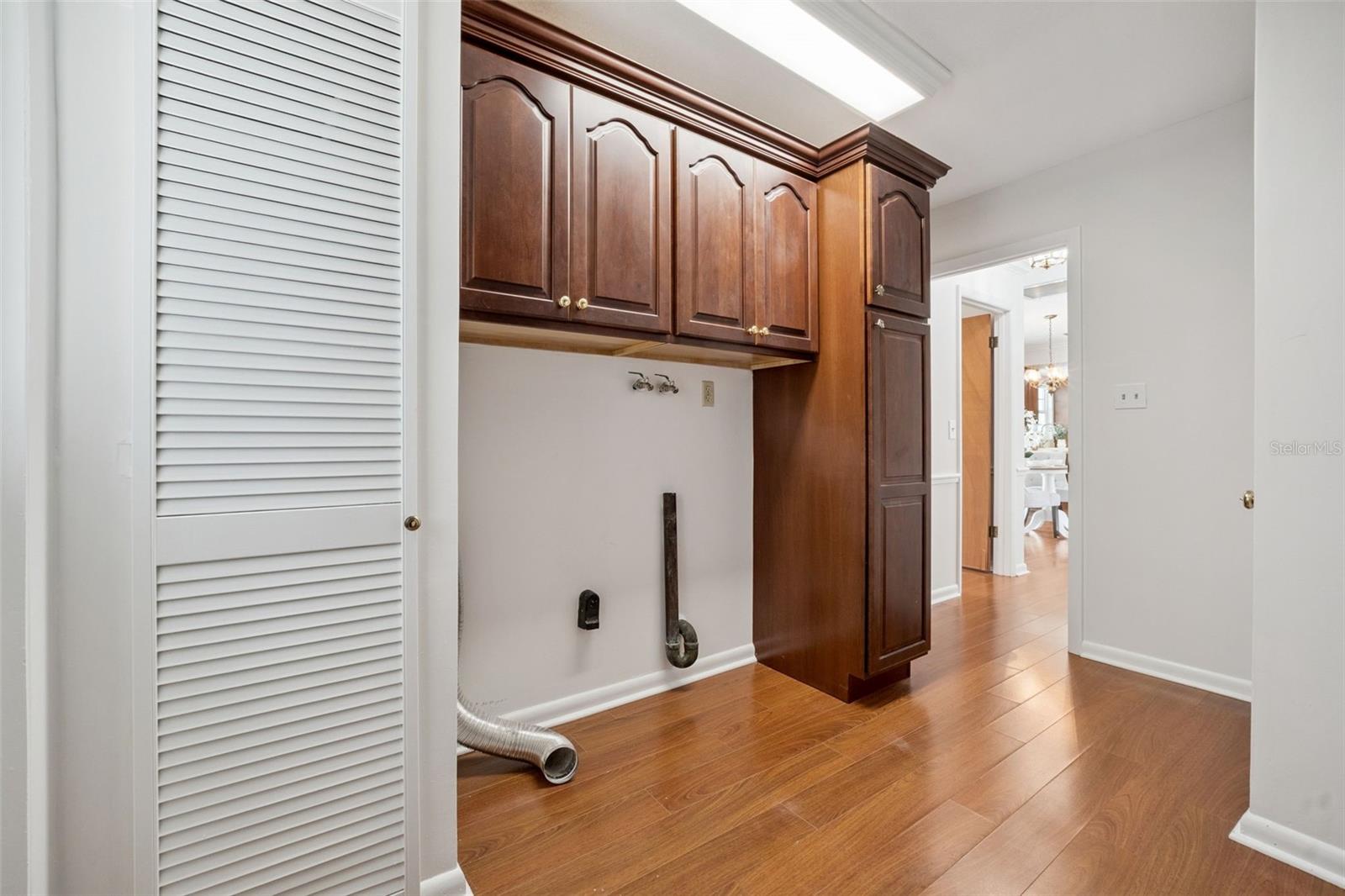 ROBIN HILL - Residential