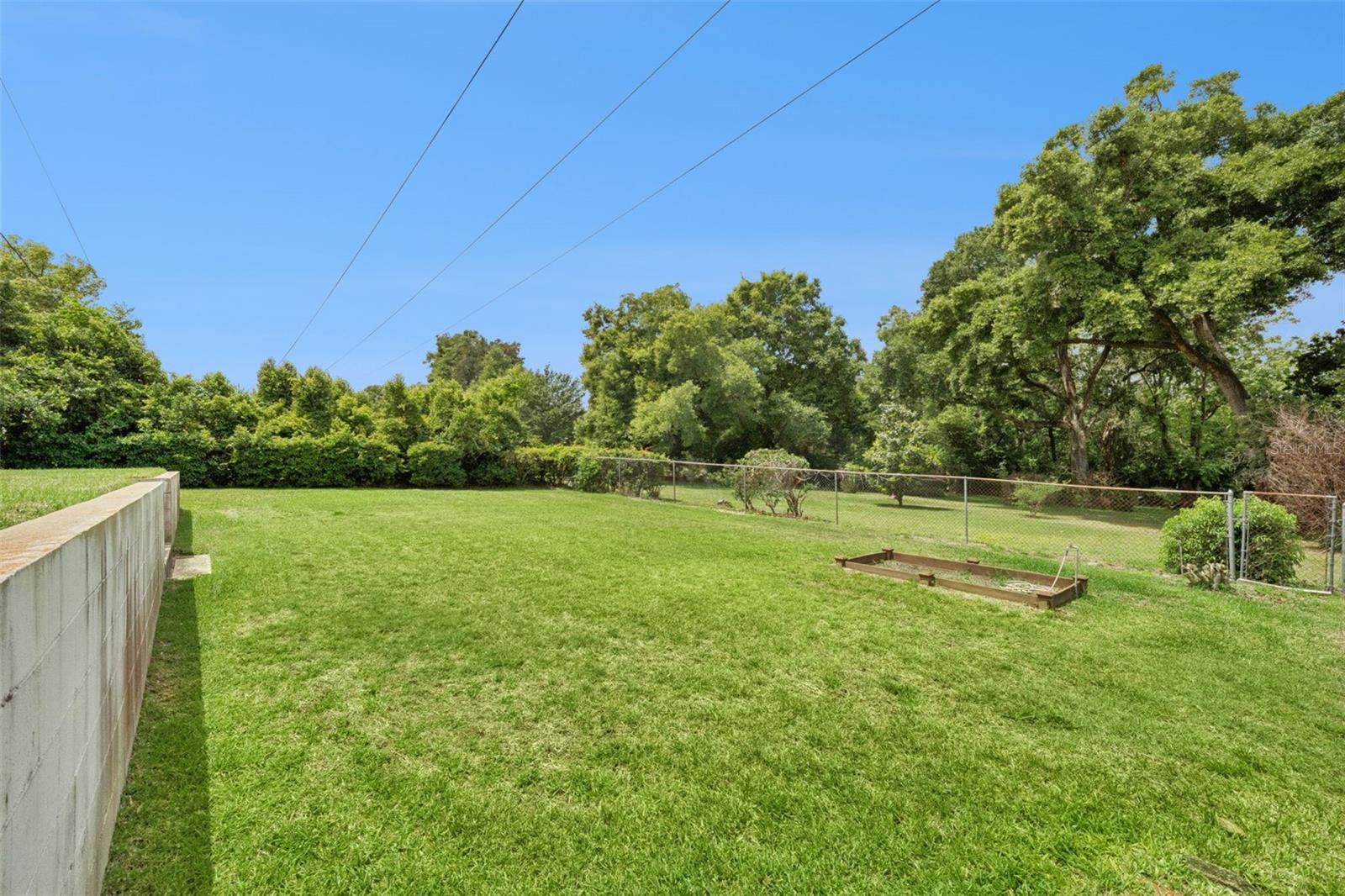 ROBIN HILL - Residential