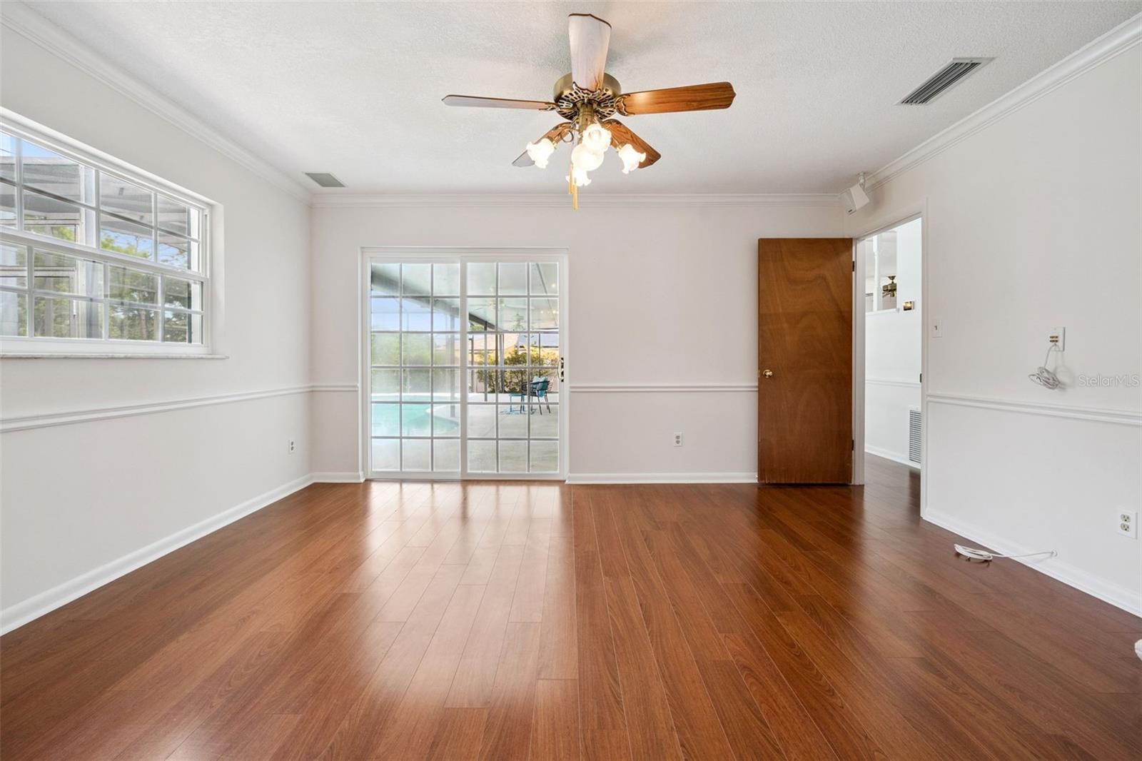 ROBIN HILL - Residential