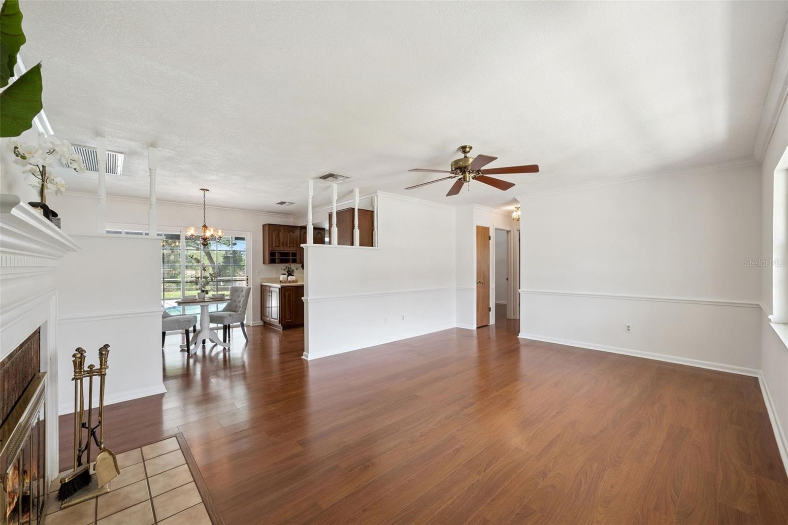 ROBIN HILL - Residential