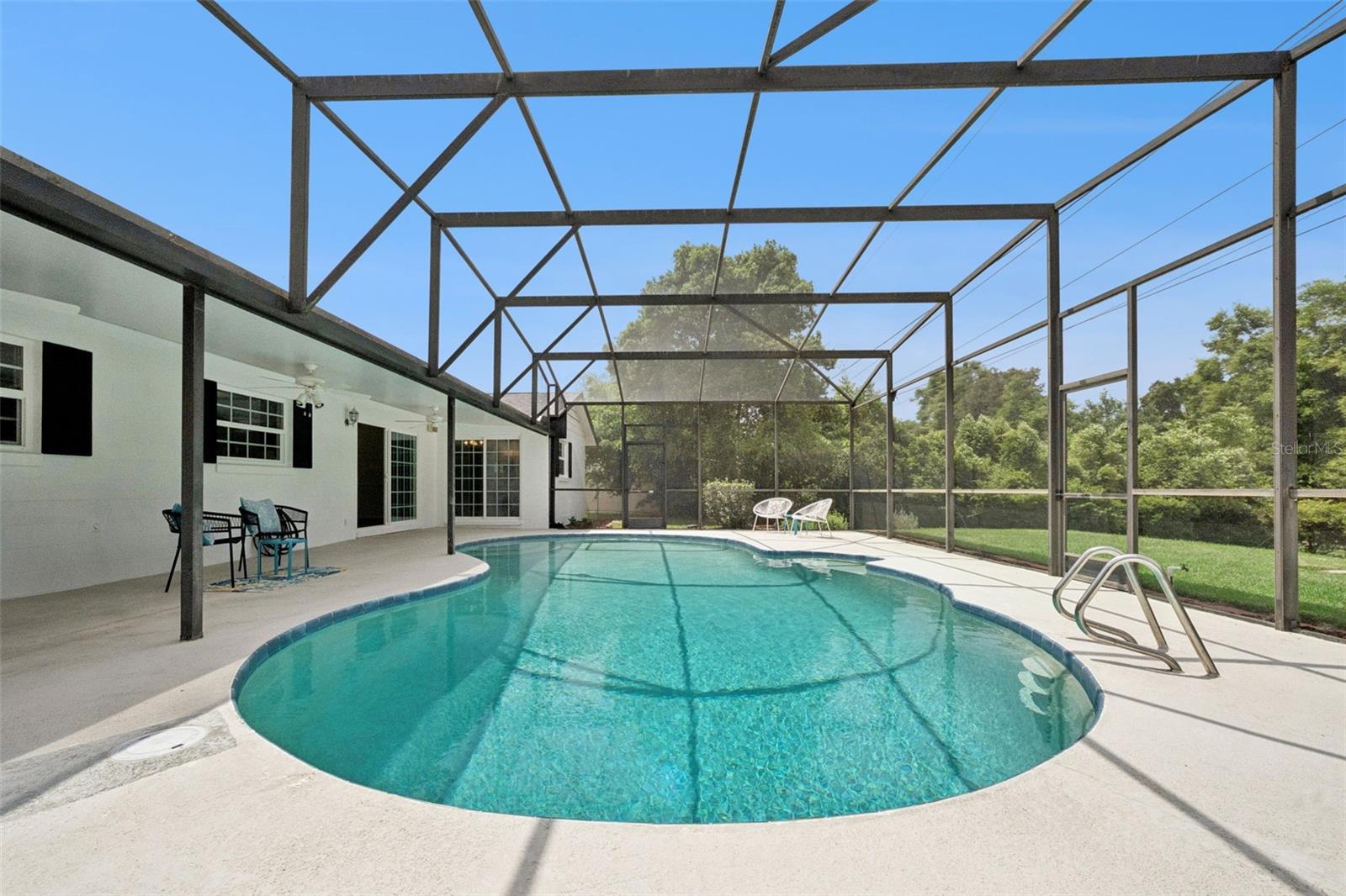 ROBIN HILL - Residential