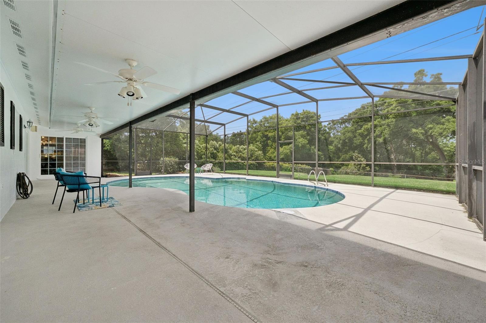 ROBIN HILL - Residential