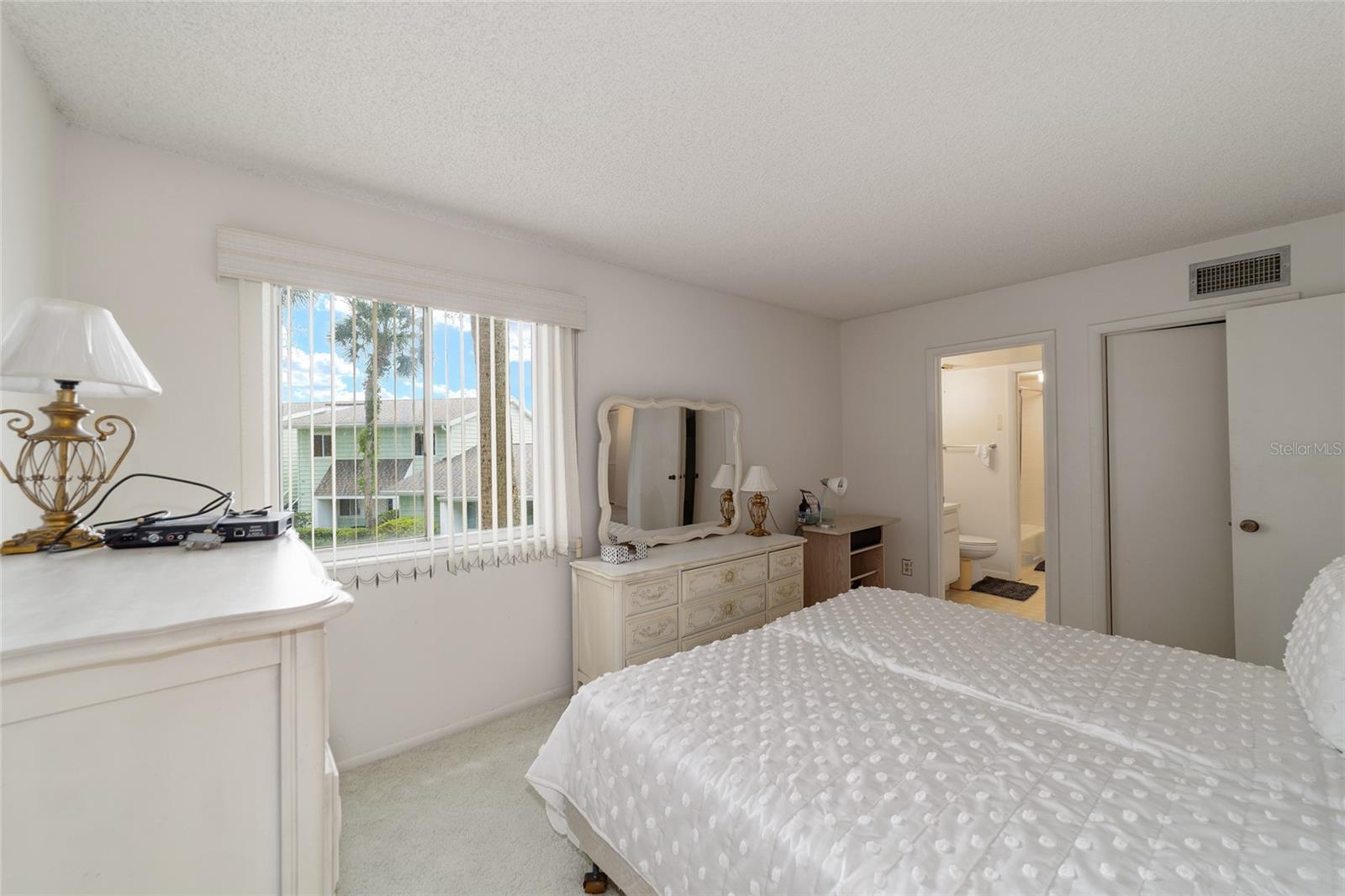 LIVE OAK VILLAGE CONDOMINIUM - Residential