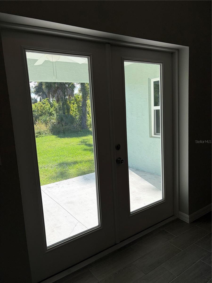 ROTONDA LAKES - Residential