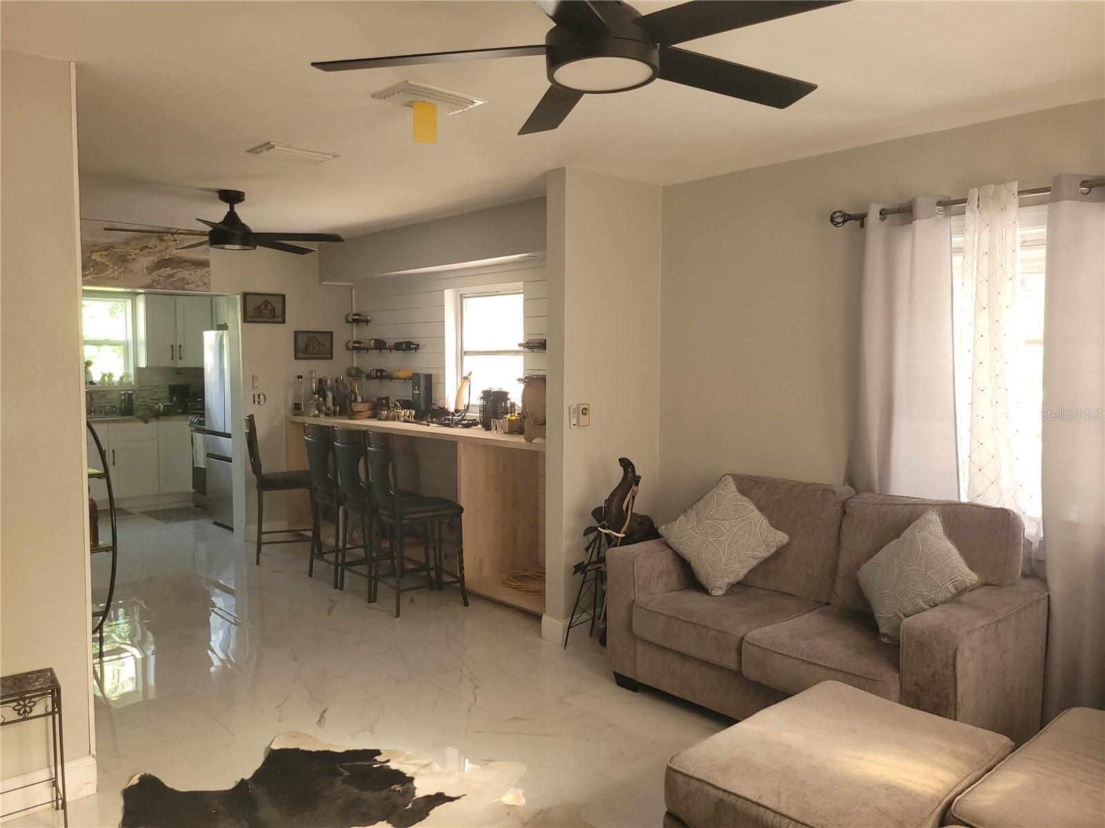 HICKORY HILL RETREATS UNIT 03 - Residential