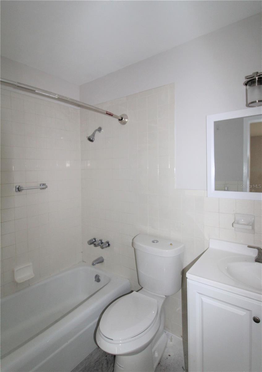 GULF GATE MANOR - Residential Lease