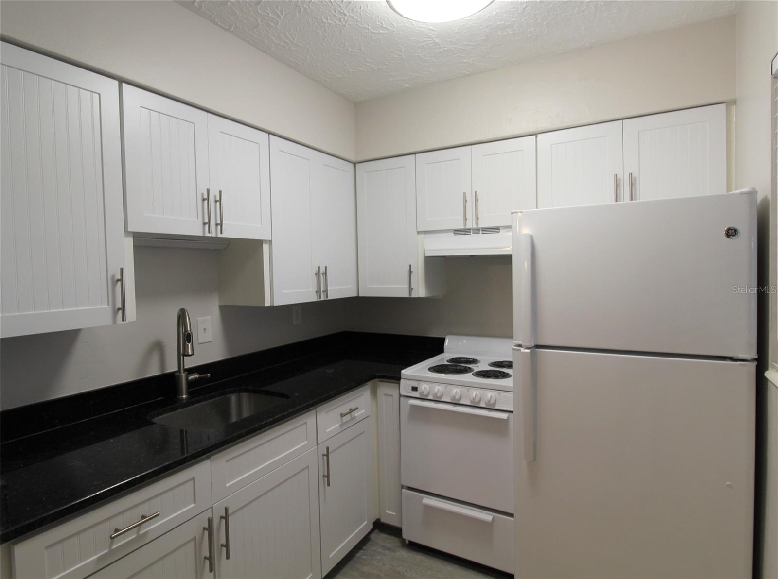 GULF GATE MANOR - Residential Lease