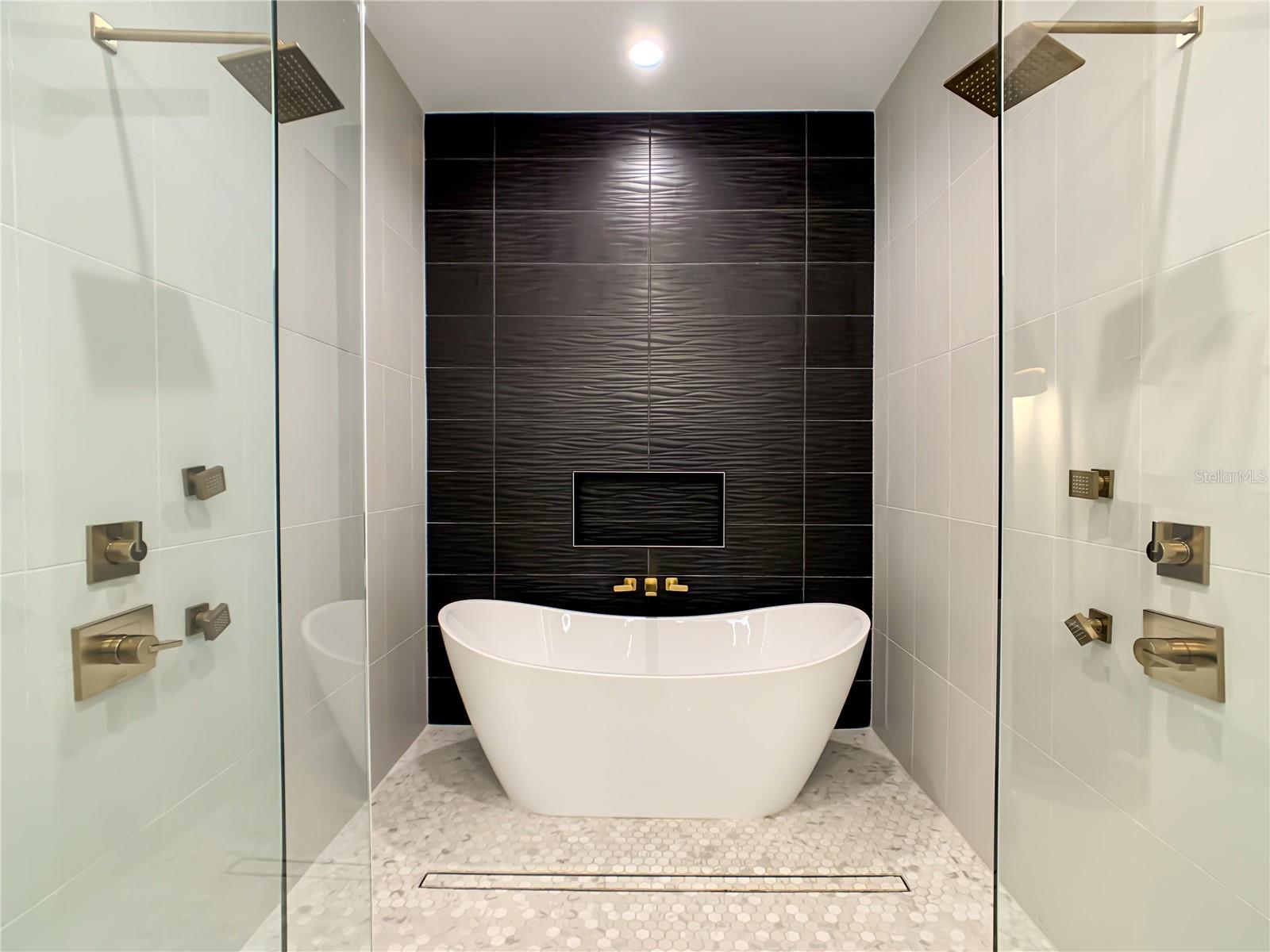 REUNION WEST VILLAGE 3B - Residential