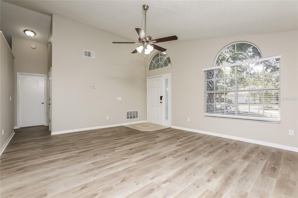 Photo of 3007 E Beaumont Lane, Eustis, FL 32726 (MLS # O6367813)