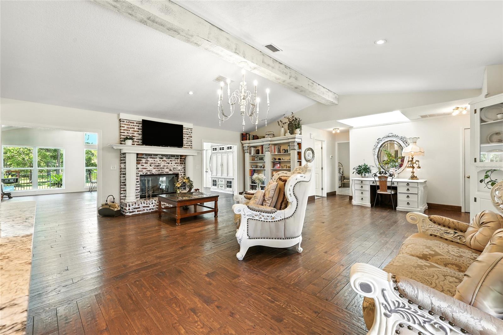 ANTONIO HUERTAS GRANT SUB - Residential