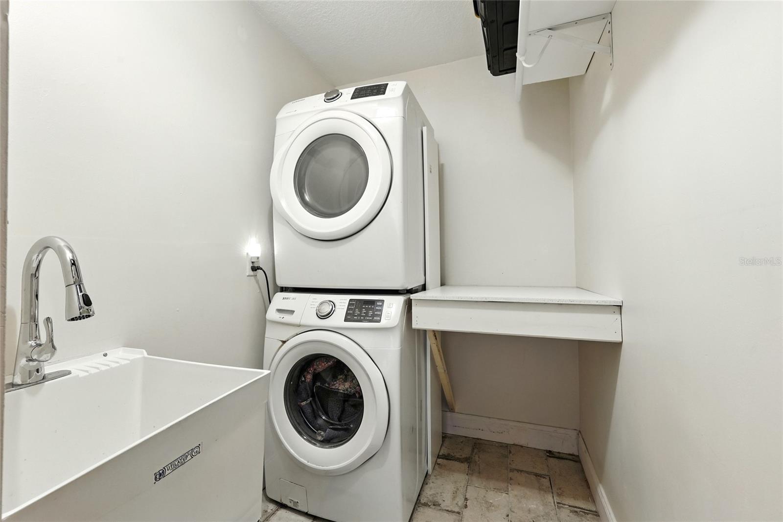 ANTONIO HUERTAS GRANT SUB - Residential