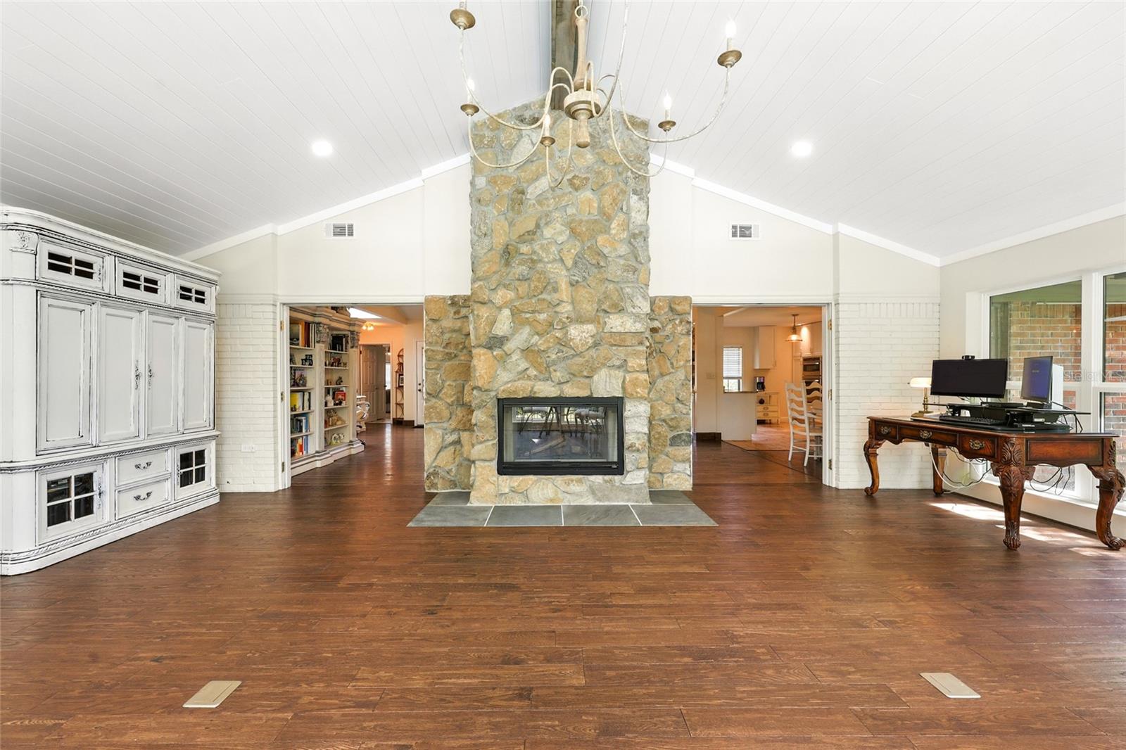 ANTONIO HUERTAS GRANT SUB - Residential