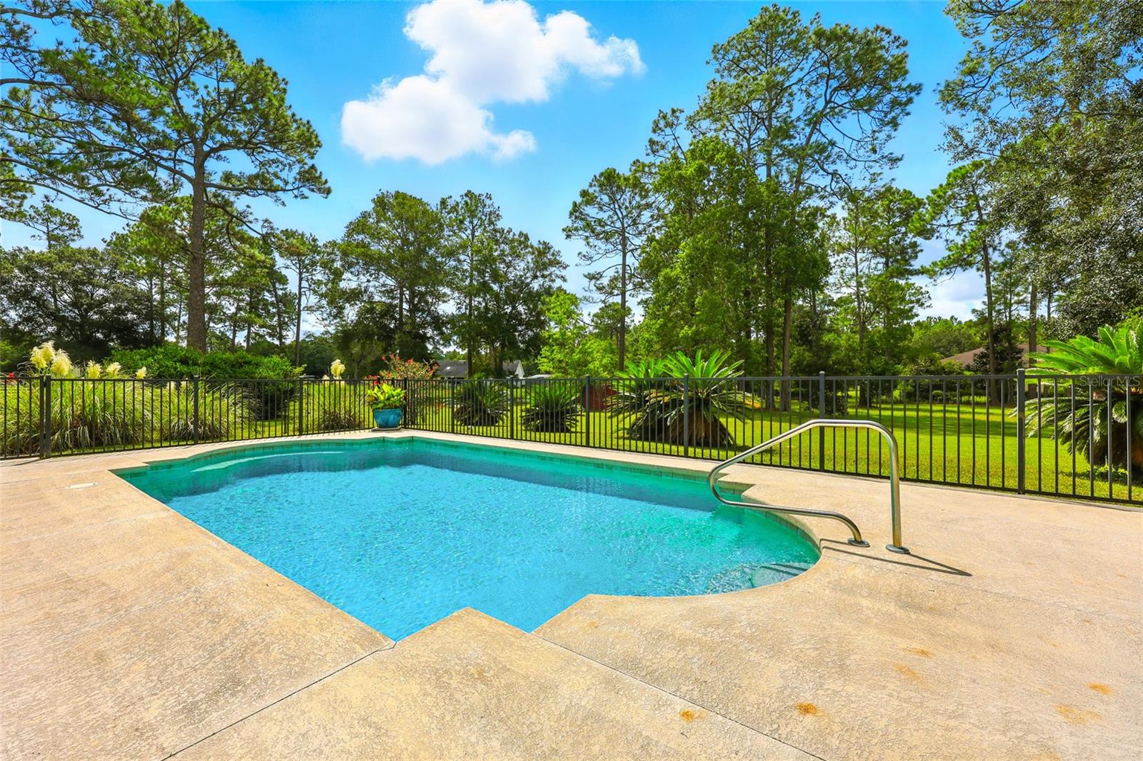 ANTONIO HUERTAS GRANT SUB - Residential