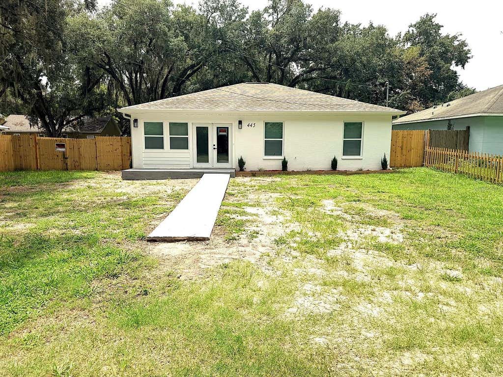 Photo of 445 NW 10th Avenue, Webster, FL 33597 (MLS # O6431361)