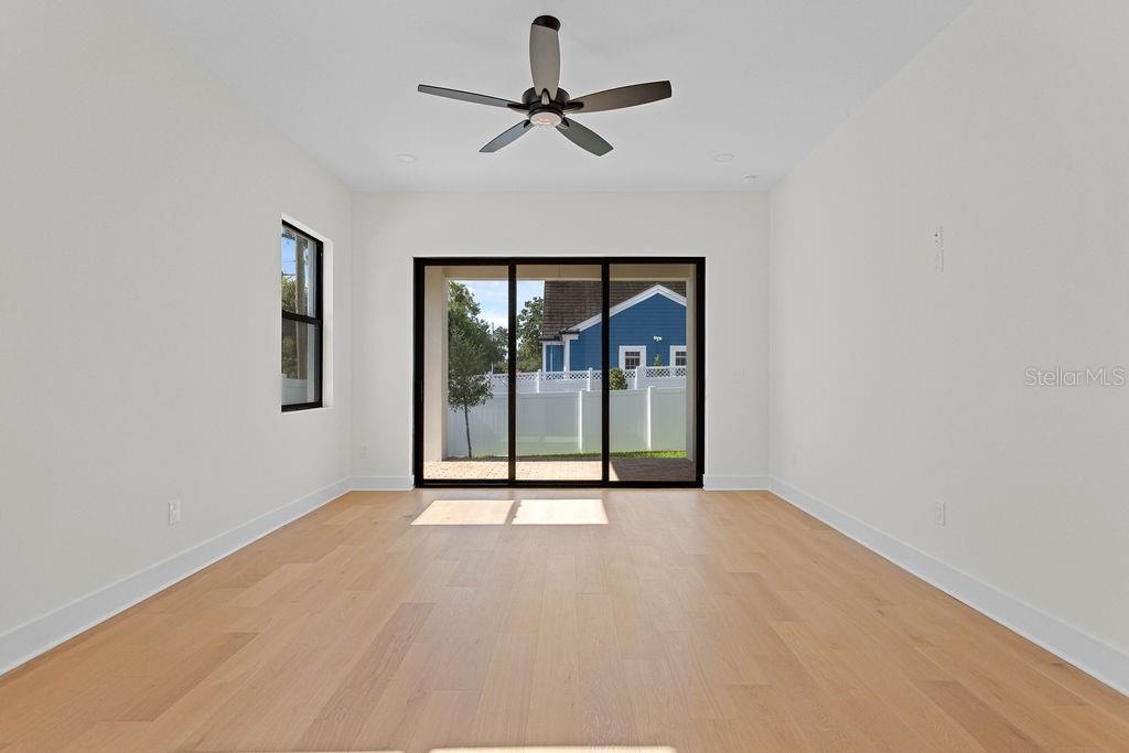 MAC FARLANE PARK - Residential