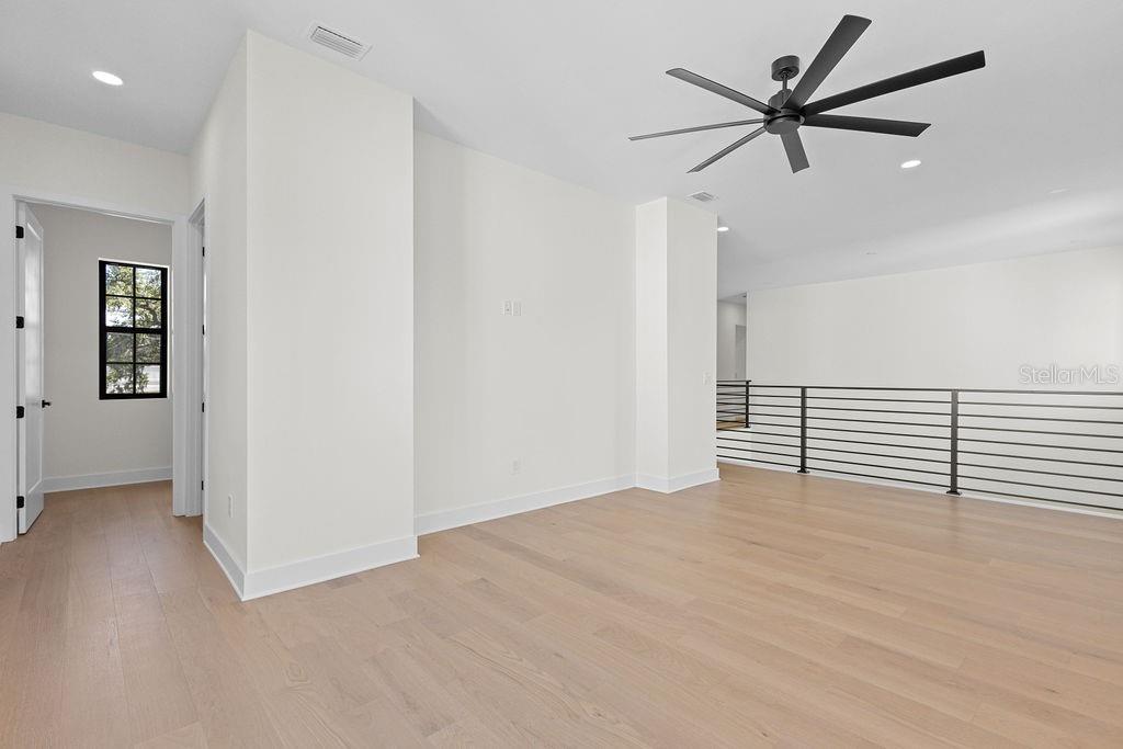 MAC FARLANE PARK - Residential
