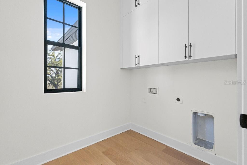 MAC FARLANE PARK - Residential