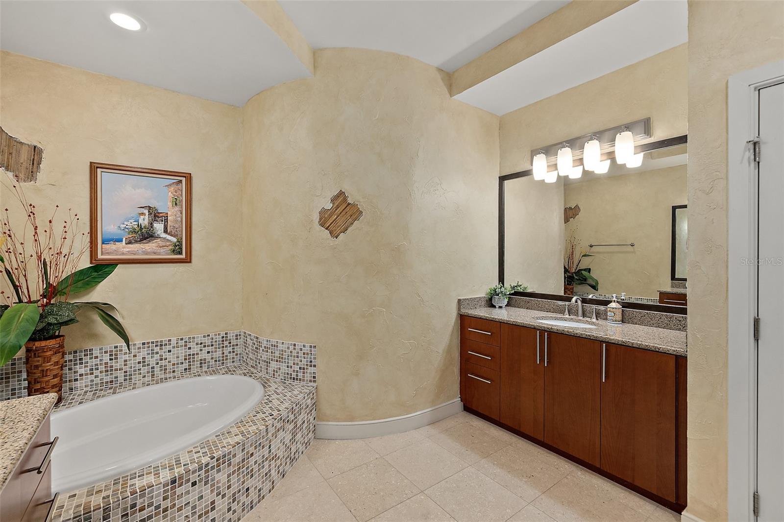 OCEAN VISTAS CONDO - Residential