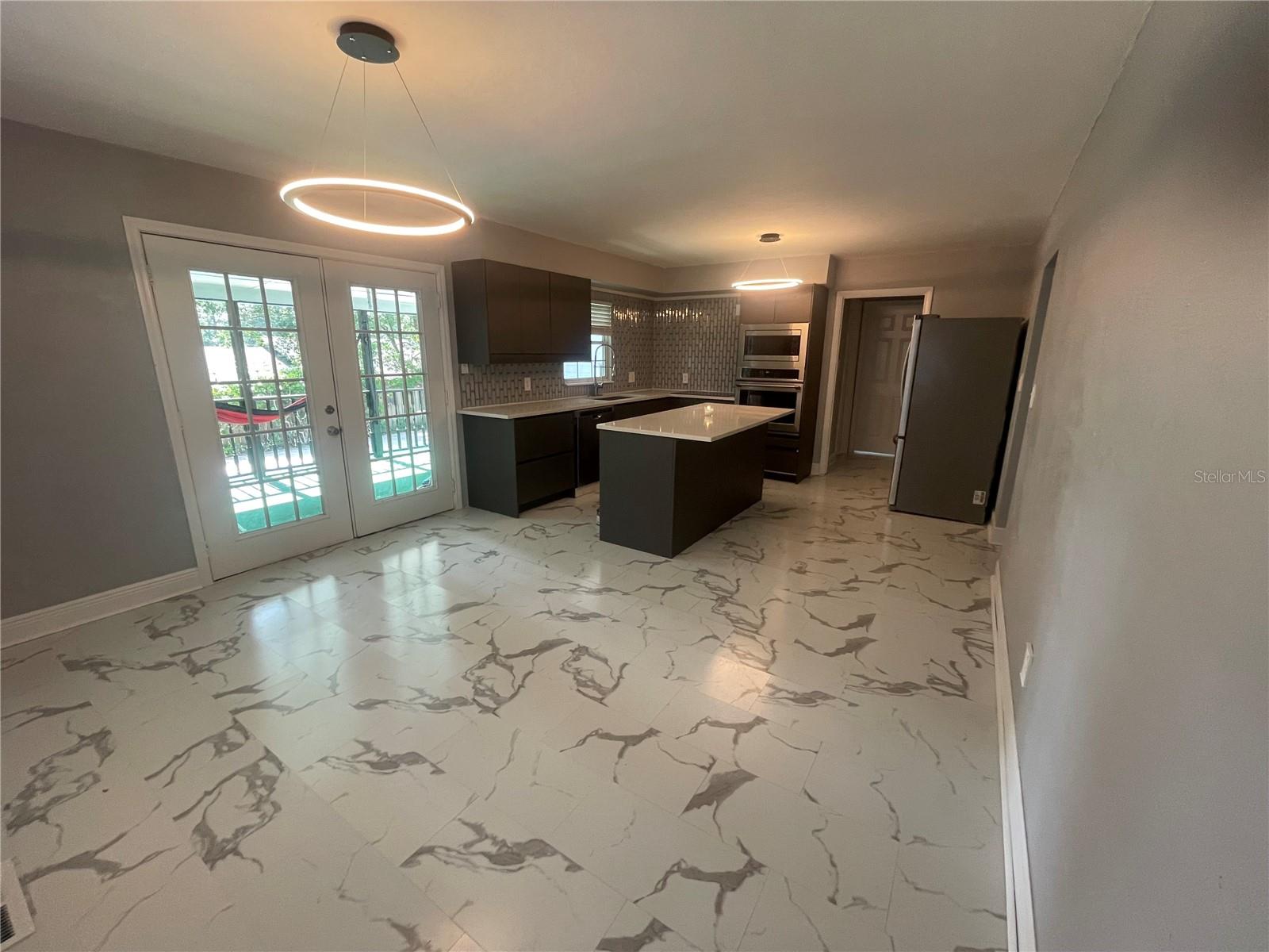 MISSIONWOOD - Residential