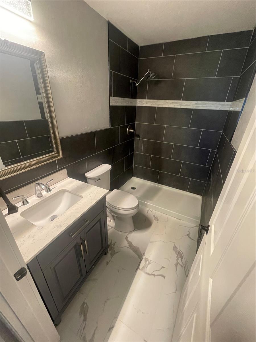 MISSIONWOOD - Residential