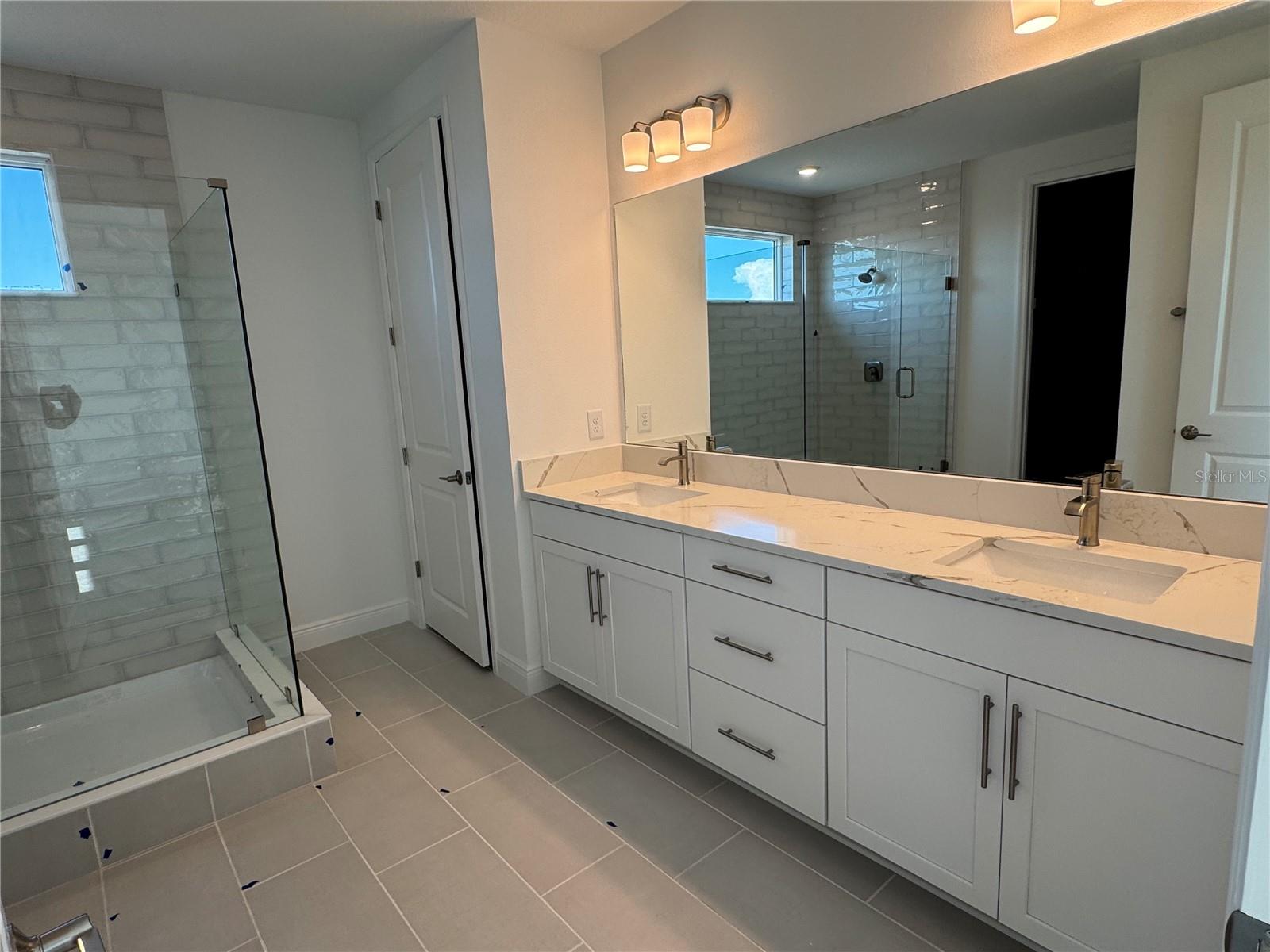 HAWKSTONE - Residential