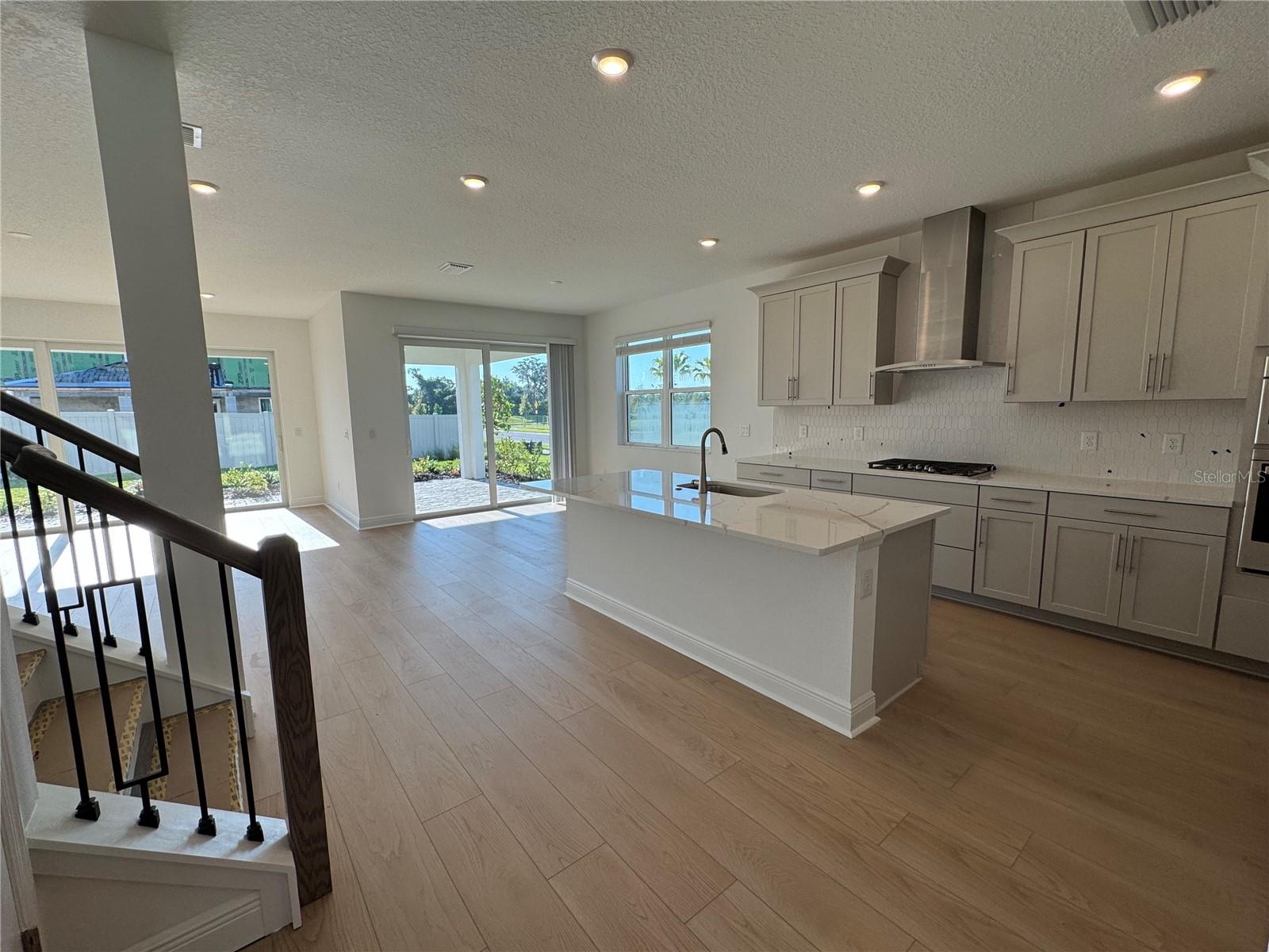 7576 NIGHTHAWK DRIVE