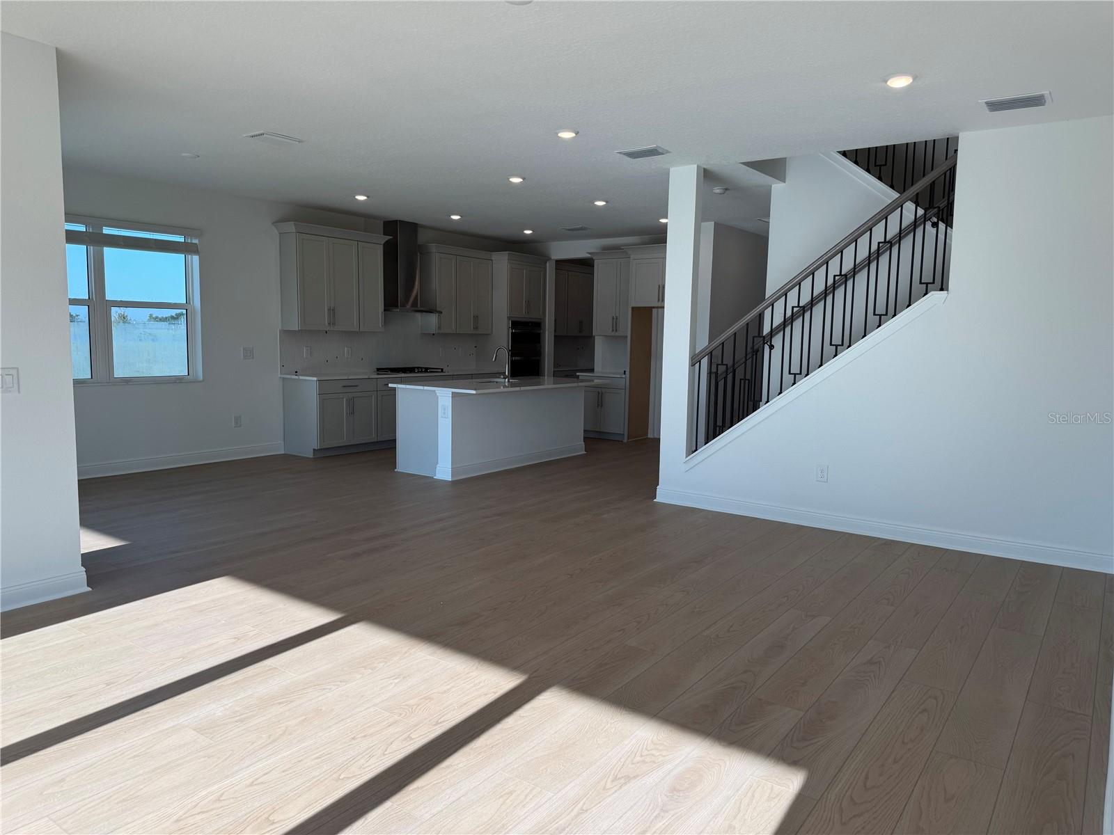 HAWKSTONE - Residential