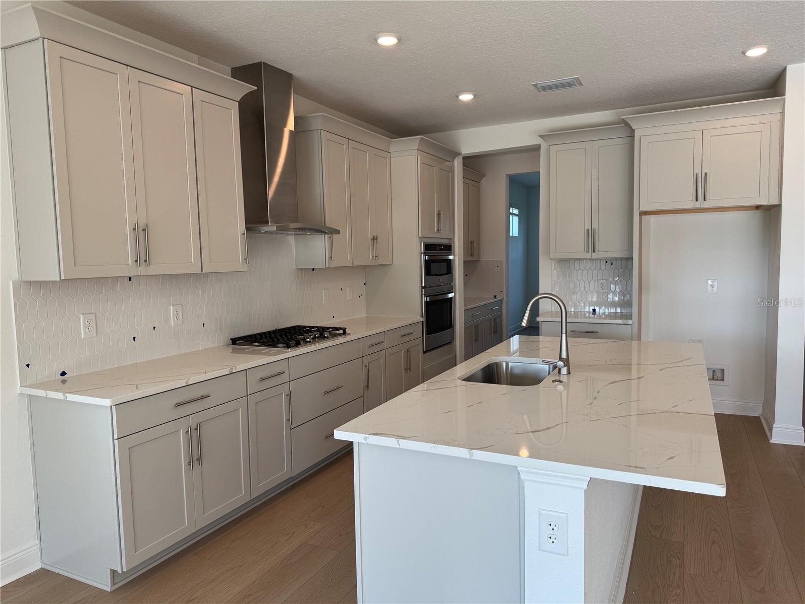 HAWKSTONE - Residential