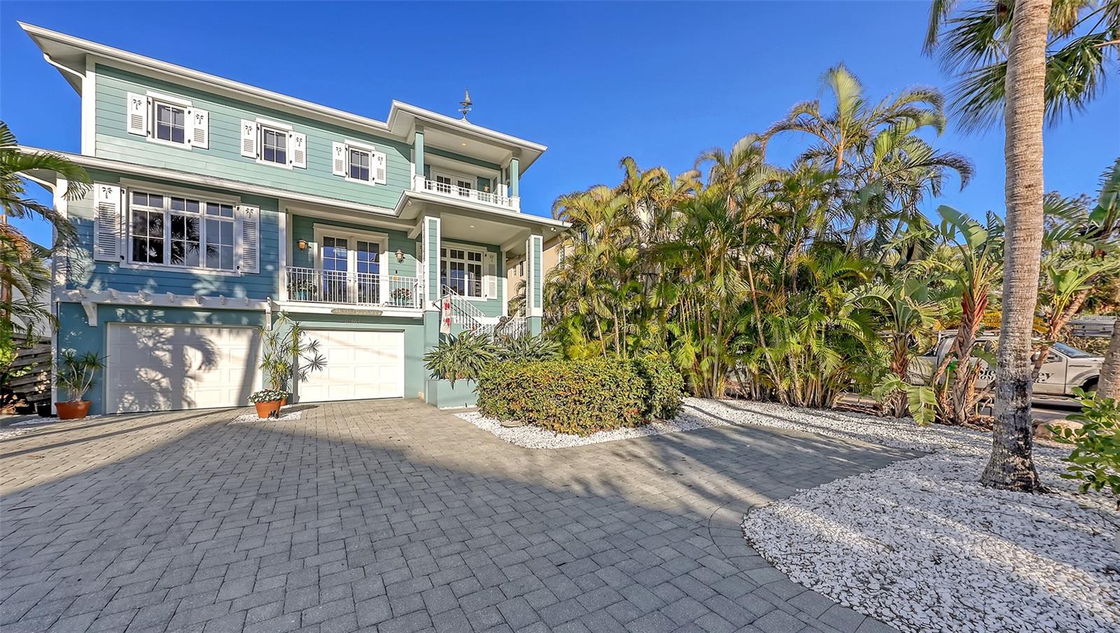 4941 COMMONWEALTH DRIVE