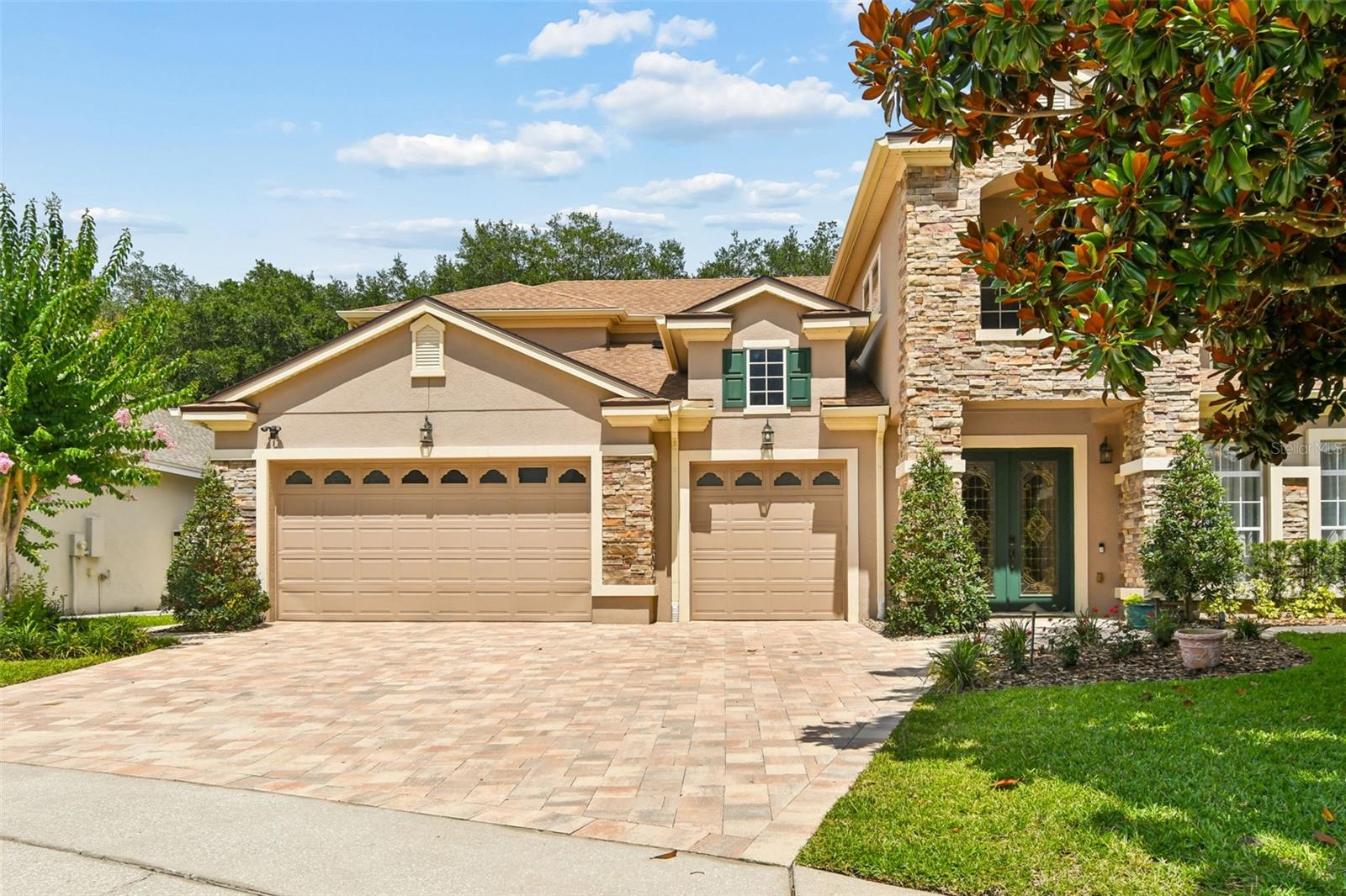 1489 ARBITUS CIRCLE