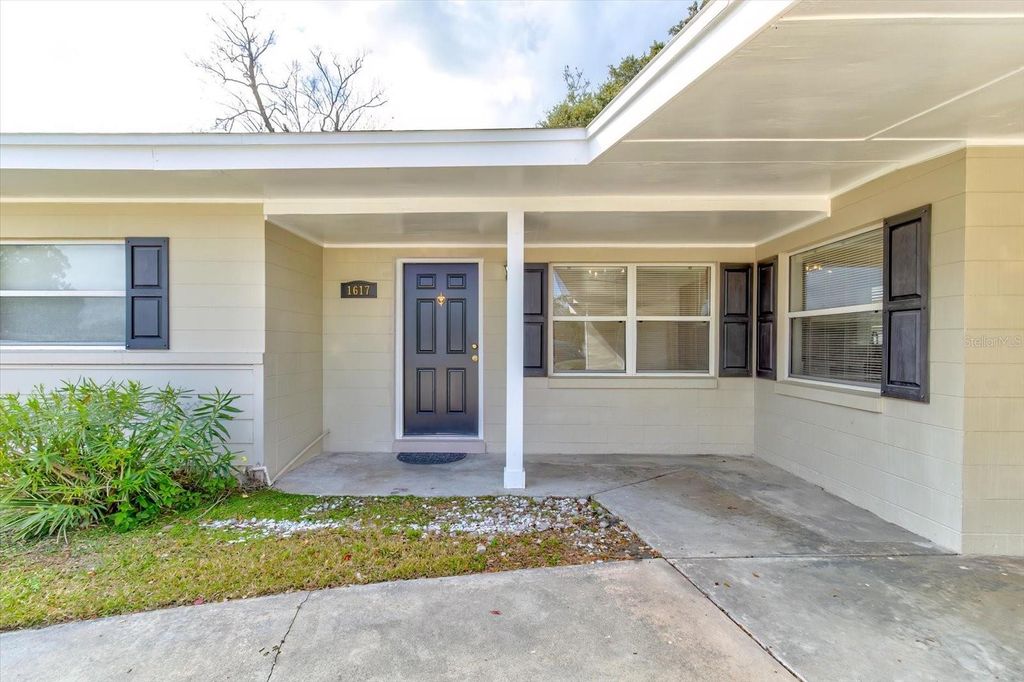 Photo of 1617 Chilean Lane, Winter Park, FL 32792 (MLS # O6373026)