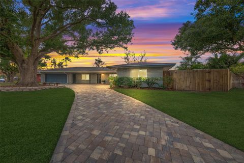 A home in SARASOTA