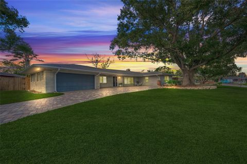 A home in SARASOTA