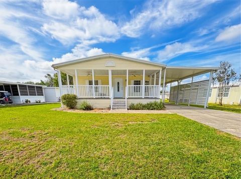 Photo of 17 Seminole Path, Wildwood, FL 34785 (MLS # G5110317)