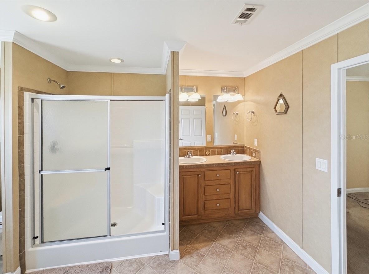 CONTINENTAL COUNTRY CLUB INC - Residential