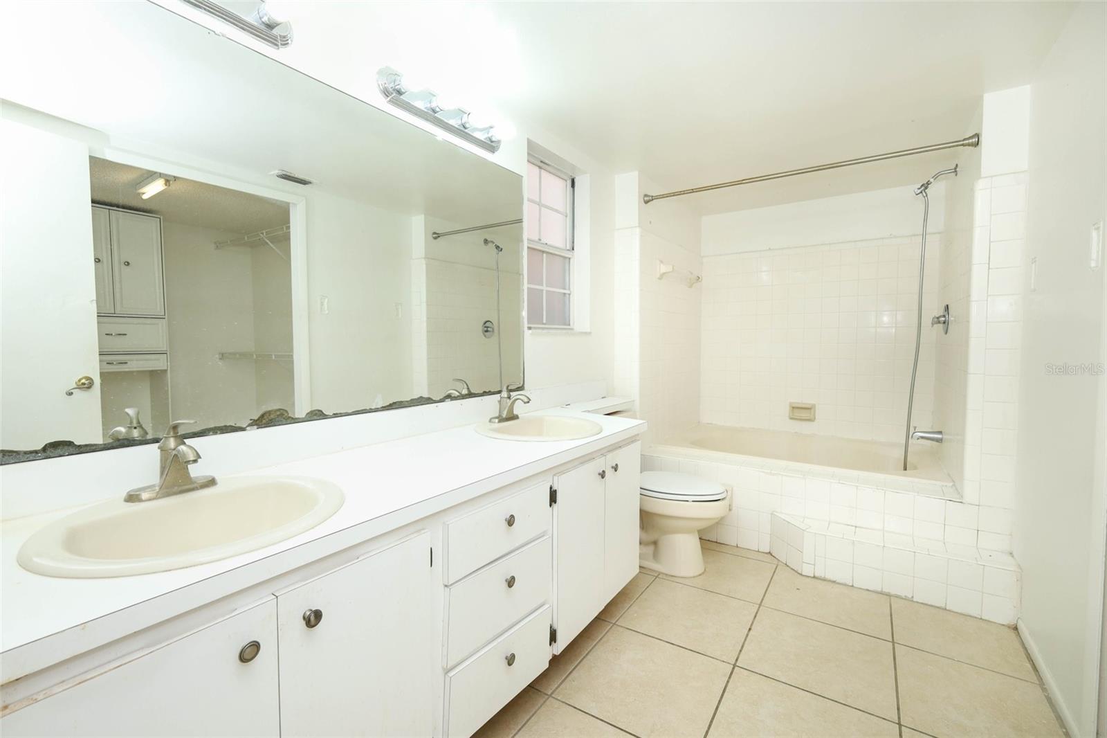 FRISCO BAY - Residential