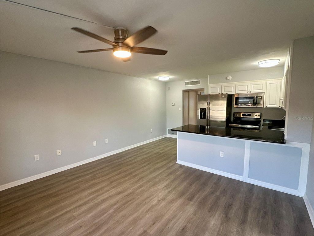 Photo of 1860 Phillippi Shores Drive #7A, Sarasota, FL 34231 (MLS # A4675673)