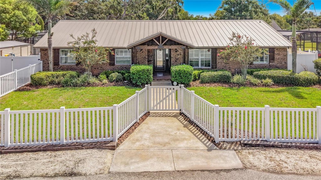 Photo of 4627 Canary Street, Orlando, FL 32812 (MLS # O6414318)