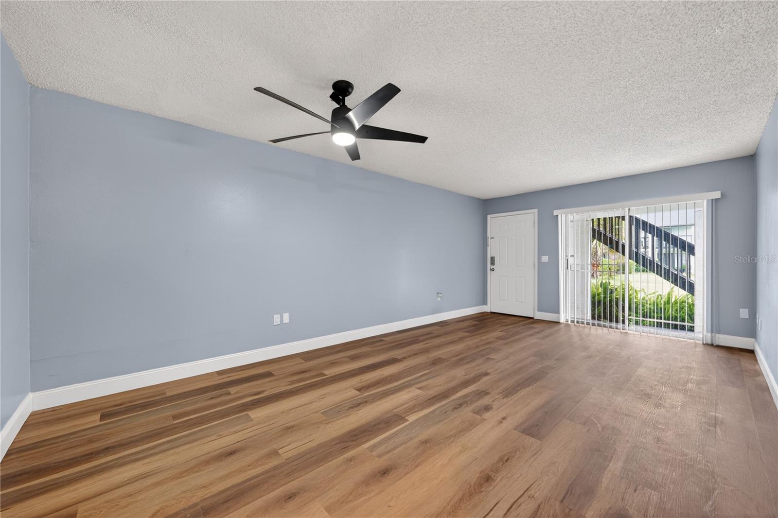 AVALON CONDO - Residential