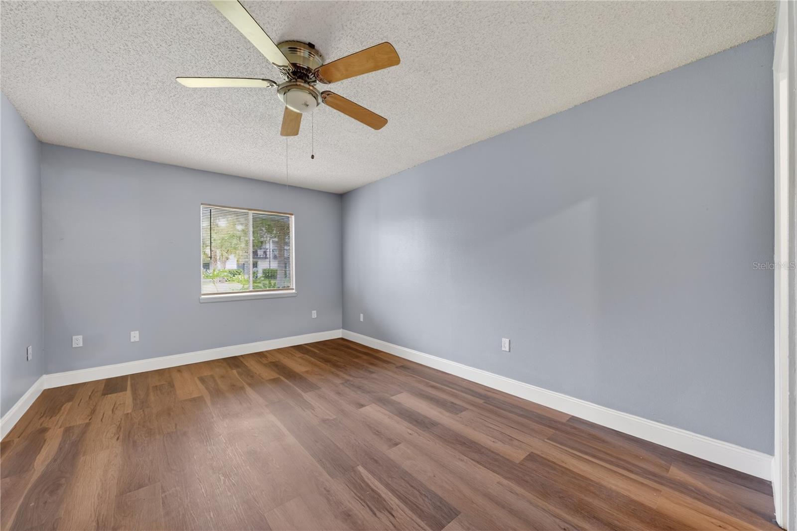 AVALON CONDO - Residential